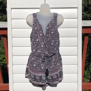 American Eagle outfitters floral print romper